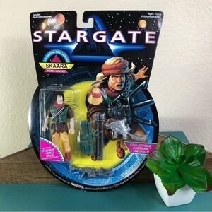 Stargate Skaara Action Figure Toy Rebel Leader Launcher Collectible Artifact NWT